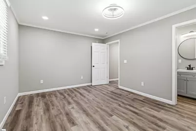 809 E Ferguson Street, Clinton, SC 29325 - Photo 7