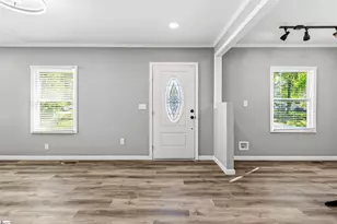 809 E Ferguson St, Clinton, SC 29325 - Photo 3