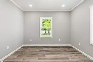 809 E Ferguson St, Clinton, SC 29325 - Photo 3