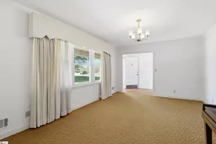 814 Mountain Vew Ct, Greer, SC 29651 - Photo 5