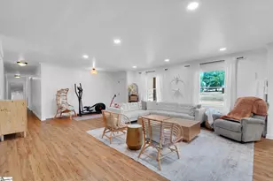 1 12th St, Greer, SC 29651 - Photo 7