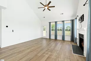 1504 Shallons Ct, Spartanburg, SC 29301 - Photo 13