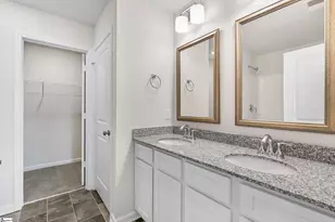 200 Blackwood St, Greenville, SC 29611 - Photo 11