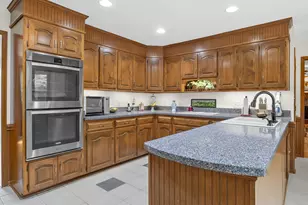 410 Thornhill Dr, Spartanburg, SC 29301 - Photo 17
