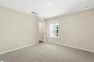 7 Iola St, Greenville, SC 29611 - Photo 9