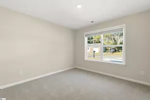 7 Iola St, Greenville, SC 29611 - Photo 11