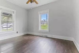 211 Minus St, Greenville, SC 29601 - Photo 17