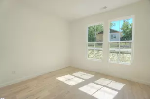 193 W Wood St, Spartanburg, SC 29303 - Photo 17