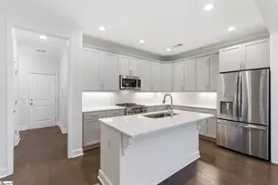 18 Peckham St, Greenville, SC 29607 - Photo 11