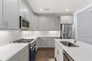 18 Peckham St, Greenville, SC 29607 - Photo 13