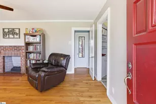520 S Spring St, Walhalla, SC 29691 - Photo 11