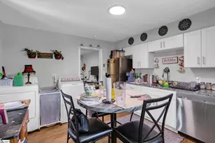 89 Montague Rd, Greenville, SC 29617 - Photo 7