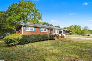 798 Coneross Creek Rd, Seneca, SC 29678 - Photo 5
