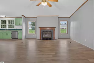 9122 W Oak Hwy, Seneca, SC 29678 - Photo 15