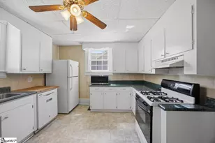 5 Geer St, Greer, SC 29650 - Photo 5