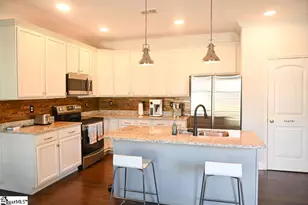 106 Wakelon Dr, Greer, SC 29651 - Photo 5