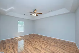 298 N Orchard Dr, Taylors, SC 29687 - Photo 17