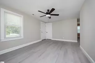 446 Bethlehem Dr, Spartanburg, SC 29306 - Photo 9