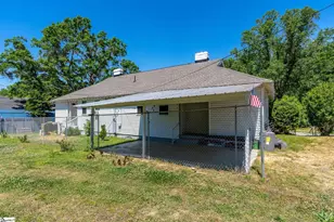 27 Smythe St, Belton, SC 29627 - Photo 9