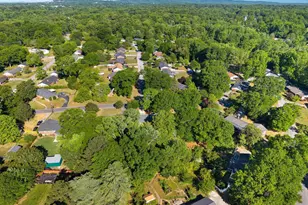 406 Rollingreen Rd, Greenville, SC 29615 - Photo 41