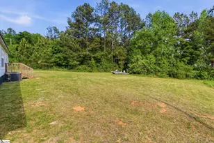 310 Old Stable Ln, Laurens, SC 29360 - Photo 19