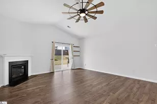 1095 Longstone Wy, Spartanburg, SC 29306 - Photo 3