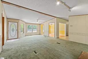 155 Shanel Dr, Woodruff, SC 29388 - Photo 5