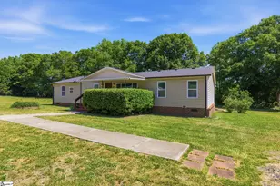169 Pleasant Cove Dr, Woodruff, SC 29388 - Photo 3