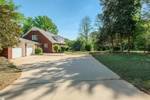 1429 E Calhoun St, Anderson, SC 29621 - Photo 41