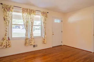 620 Creighton Dr, Taylors, SC 29687 - Photo 5