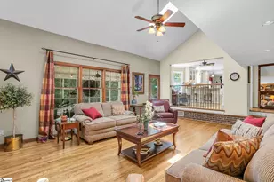 600 Rosebud Ln, Greer, SC 29650 - Photo 17