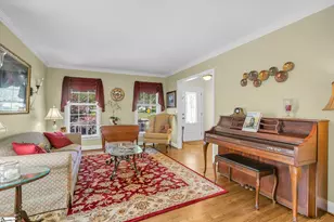 600 Rosebud Ln, Greer, SC 29650 - Photo 3