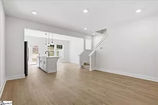 12 Shoemaker Rd, Greenville, SC 29617 - Photo 9