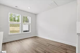 16 Shoemaker Rd, Greenville, SC 29617 - Photo 11