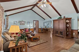 2604 Roper Mountain Rd, Simpsonville, SC 29681 - Photo 9