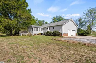 2604 Roper Mountain Rd, Simpsonville, SC 29681 - Photo 29