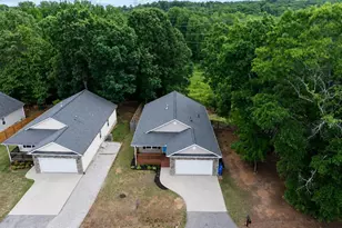 211 Pennwood Ln, Greenville, SC 29609 - Photo 3