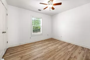 211 Pennwood Ln, Greenville, SC 29609 - Photo 19