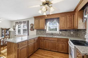 661 Arlington Rd, Greer, SC 29651 - Photo 9