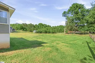 335 Guernsey Ln, Spartanburg, SC 29306 - Photo 27