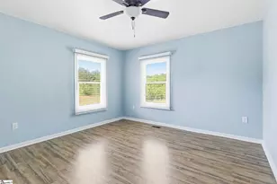335 Guernsey Ln, Spartanburg, SC 29306 - Photo 17