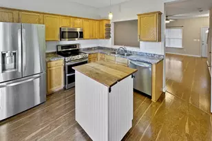 715 Rock Hill Ct, Greenville, SC 29607 - Photo 5