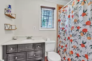 4 Henderson St, Greenville, SC 29611 - Photo 15