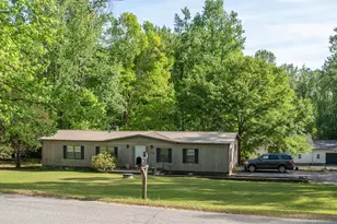176 Woodside Rd, Simpsonville, SC 29680 - Photo 1