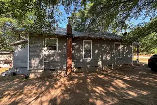 104 Snow St, Greer, SC 29651 - Photo 7