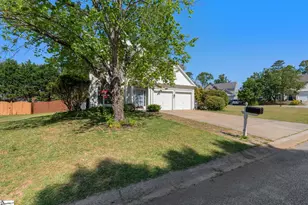 2 Innisbrook Ln, Simpsonville, SC 29681 - Photo 3