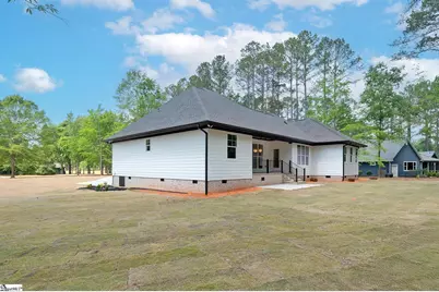 201 Compass Point, Greenwood, SC 29666 - Photo 3