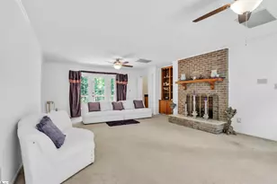 107 S Pointe Ct, Moore, SC 29369 - Photo 5