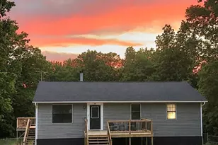 5202 Fairview Rd, Gray Court, SC 29645 - Photo 1