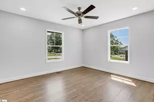 24 Farmington Rd, Greenville, SC 29605 - Photo 23